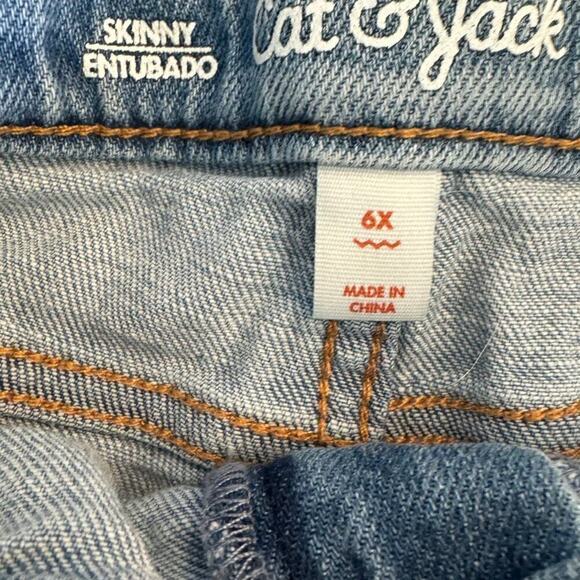 Cat & Jack Skinny Stretch Distressed Jeans with Flip Sequins | Size 6X - Picture 4 of 5